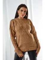 Sveter nasadený cez hlavu s módnou väzbou Ťava