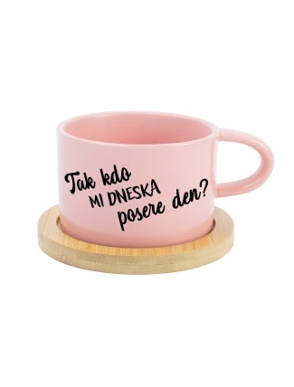 SO WHO WILL SAVE MY DAY TODAY? - ružový hrnček s makrónkou 200 ml SO WHO WILL SAVE MY DAY TODAY? - ružový hrnček s makrónkou 200 ml