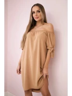 Šaty viazané na rukávoch svetlá ťava