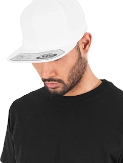 Flexfit 110 6-panelová čiapka s klobúkom „Fitted Snapback“ 55.0110 biela