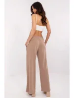 Tepláky model 210621 Relevantnosť