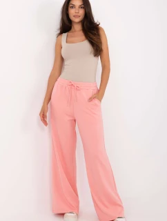 Tepláky model 216511 Relevantnosť