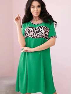 Šaty s leopardou potlačou jasne zelenej farby
