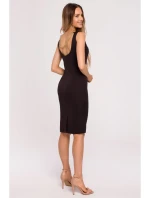 M667 Šaty Shaeth s ozdobnou retiazkou na chrbte - čierne