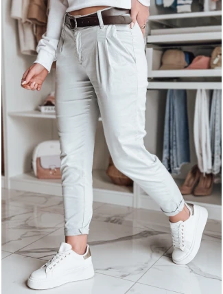 Dámske nohavice chinos s opaskom MODELA svetlo šedá FashionStreet UY2564 Dámske nohavice chinos s opaskom MODELA svetlo šedá FashionStreet UY2564