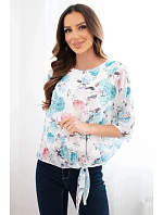 Dámska blúzka s kvetinovým vzorom a viazaním v spodnej časti mätovej farby Dámska blúzka s kvetinovým vzorom a viazaním v spodnej časti mätovej farby