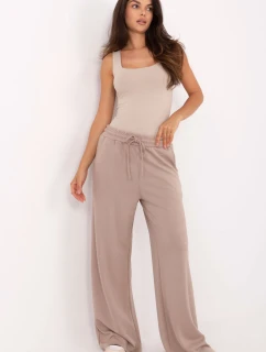 Tepláky model 216512 Relevantnosť