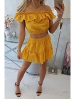 Vyšívaná súprava s horčicovou blúzkou s bodkami