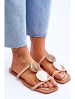 Zamszowe Klapki Z Ozdobami Nude Victoria