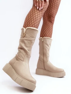 Topánky na klinoch model 188530 Krok vo veľkom štýle