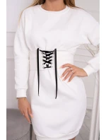 Zateplené šaty s ozdobným pásikom ecru