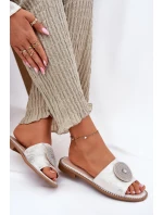 Klapki Damskie Na Płaskim Obcasie Z Ozdobą S.Barski KV51-013 Srebrne