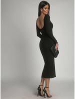 Elegantné čierne šaty s otvoreným chrbtom a rozparkom vpredu