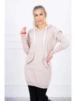 Šaty s ozdobnými volánikmi a kapucňou béžovej farby
