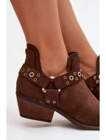 Dámské kotníkové boty s výřezy a pásky Vannessae