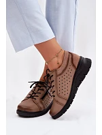 Kožené dámské polobotky na platformě Vinceza 39977 Béžové