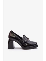 Lakované čierne lodičky Terimene s hrubými podpätkami