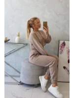 Zateplená súprava s krátkou mikinou tmavo béžová Zateplená súprava s krátkou mikinou tmavo béžová