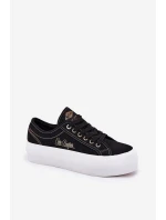 Dámske textilné tenisky na platforme Lee Cooper LCW-25-31-3431L black Dámske textilné tenisky na platforme Lee Cooper LCW-25-31-3431L black
