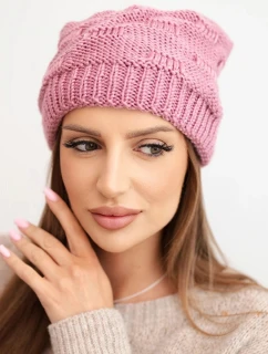 Dámska zimná vlnená čiapka s ozdobným vzorom K451 fialová