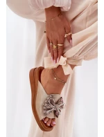 Klapki Damskie Na Koturnie Z Kokardą Złote Moonzella