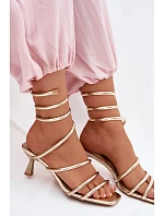 Dámské sandály na podpatku s pásky Zlaté Samara