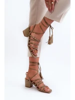 Wiązane Sandały Na Niskim Obcasie Ozdobione Ćwiekami Zielone Chrisele