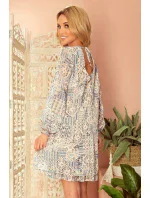 Hannah - Dámske šifónové šaty s výstrihom na chrbte as béžovo-svetlo modrým vzorom typu "Boho" 319-2