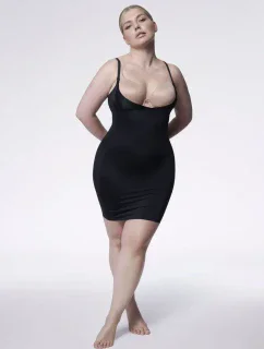 SPODNÁ BIELIZEŇ NA FORMOVANIE PŔS 222 ČIERNA