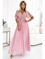 545-1 Dlhé šaty so skladaným výstrihom a spodnou časťou - PUDRAL ROSE 545-1 Dlhé šaty so skladaným výstrihom a spodnou časťou - PUDRAL ROSE