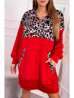 Velúrové šaty s červeným leopardím vzorom