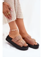 Klapki Damskie Ze Złotymi Klamrami Na Platformie Beżowe Virvania