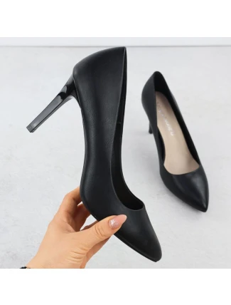 Čierne lodičky na podpätku Sergio Leone 1339