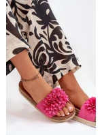 Klapki Damskie Na Platformie Z Ozdobnymi Kwiatkami Fuksja Tessara