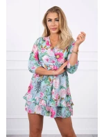 Kvetinové šaty s viazaním v páse v mätovej farbe Kvetinové šaty s viazaním v páse v mätovej farbe