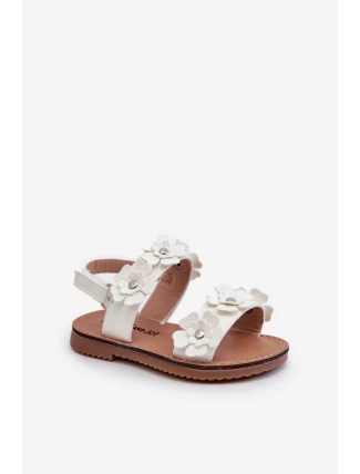 Lakierowane Sandałki Dziecięce Ozdobione Kwiatkami Białe Tinette