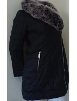 Dámska zimná bunda s kožušinou LD-5520 čierna - Goodlooking