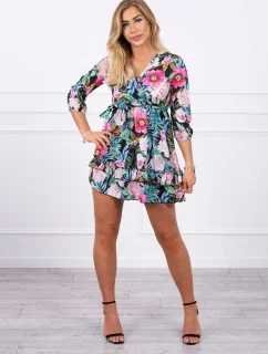 Kvetinové šaty s viazaním v páse čiernej