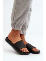 Papuče model 198611 Krok vo veľkom štýle Papuče model 198611 Krok vo veľkom štýle