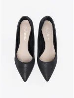 Pekné dámske lodičky čiernej farby na ihlovom podpätku Pekné dámske lodičky čiernej farby na ihlovom podpätku