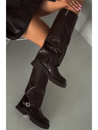 Ocieplane Kozaki Z Wywiniętą Cholewką I Klamrą Czekoladowe Fiorae