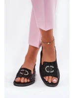 Skórzane Sandały Z Ozdobą Na Płaskim Obcasie S.Barski KV51-096 Czarne