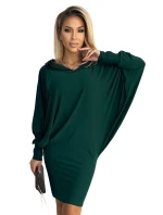 Dámske netopierie šaty vo fľaškovo zelenej farbe s kapucňou 400-1 Dámske netopierie šaty vo fľaškovo zelenej farbe s kapucňou 400-1