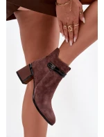 Zamszowe Skórzane Botki Damskie Na Słupku Z Ozdobnym Paskiem Ocieplane D&A CR52-650 Brązowe