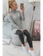 Sveter so stojačikom sivý