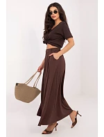 Model s dlhou sukňou 226150 Relevantnosť Model s dlhou sukňou 226150 Relevantnosť