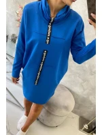 Nevädzové šaty s kravatou