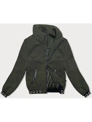 Krátka dámska bunda v army farbe so stojačikom (5M3161) Krátka dámska bunda v army farbe so stojačikom (5M3161)