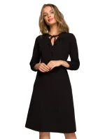 S325 Priliehavé šaty s viazaným výstrihom - čierne S325 Priliehavé šaty s viazaným výstrihom - čierne