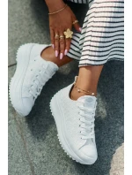 Trampki Damskie Z Haftem Na Platformie Lee Cooper LCW-25-31-3465L Białe